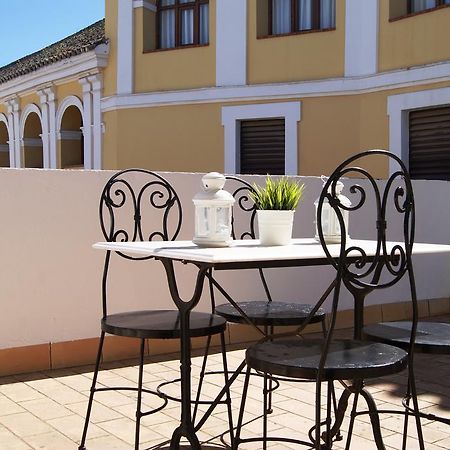 Apartamentos Turisticos La Encarnacion Sevilla Exterior foto