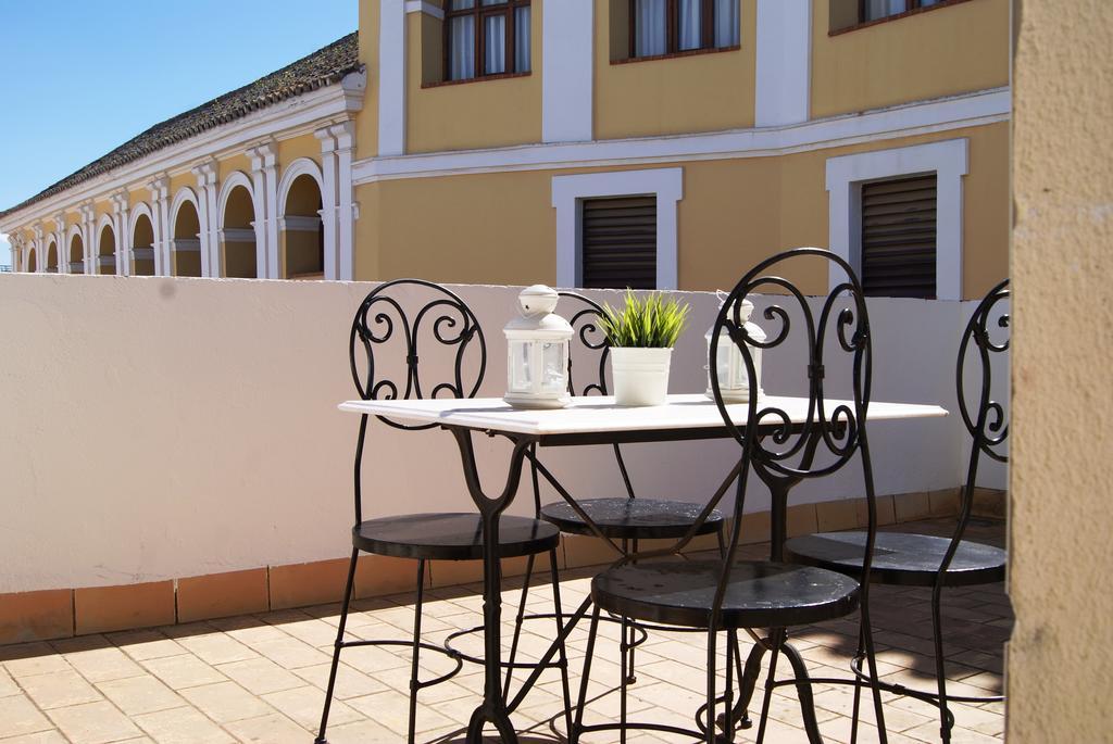 Apartamentos Turisticos La Encarnacion Sevilla Exterior foto