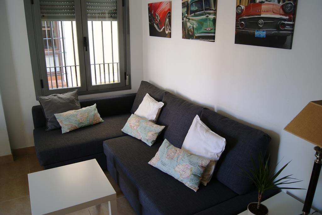 Apartamentos Turisticos La Encarnacion Sevilla Exterior foto