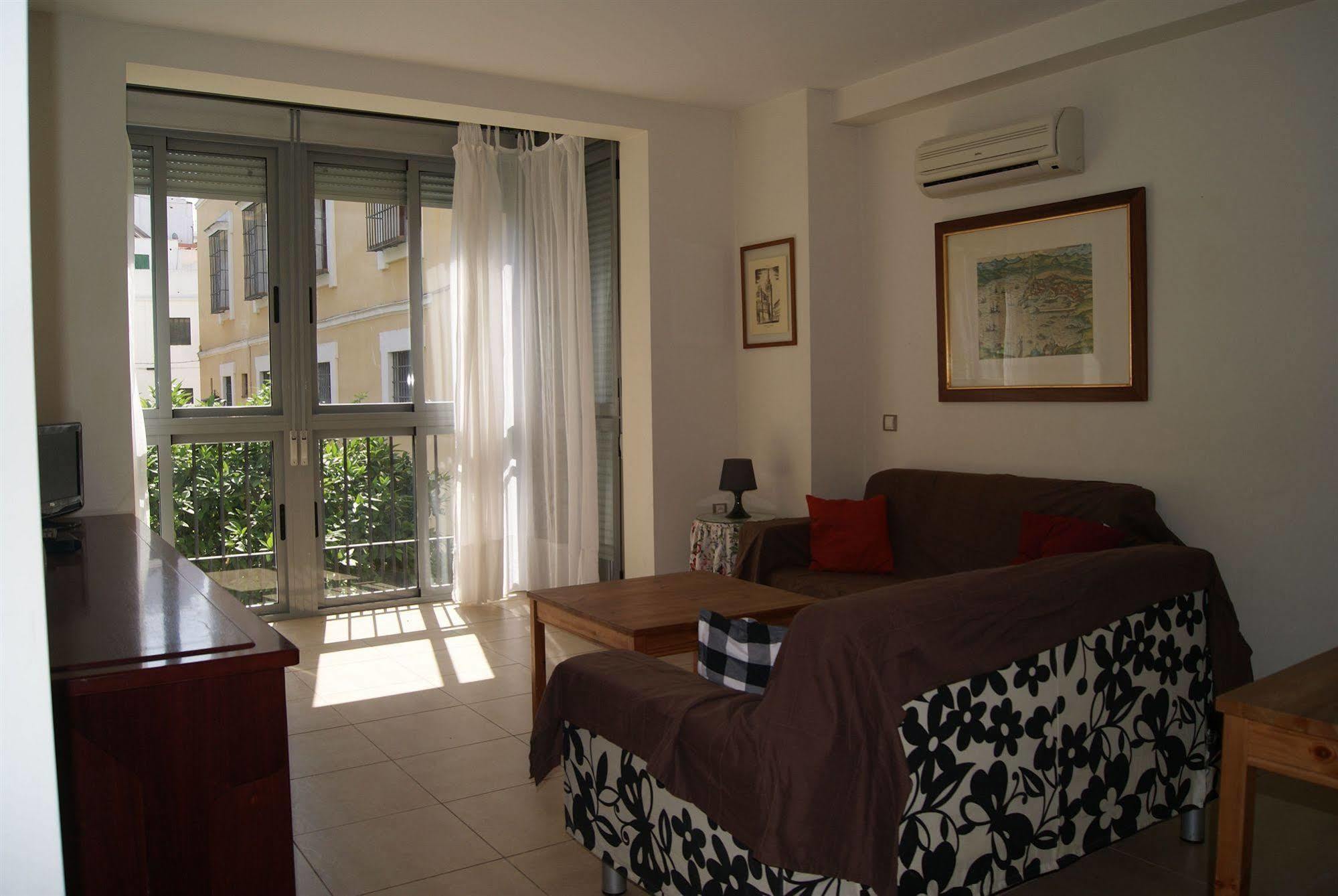 Apartamentos Turisticos La Encarnacion Sevilla Exterior foto
