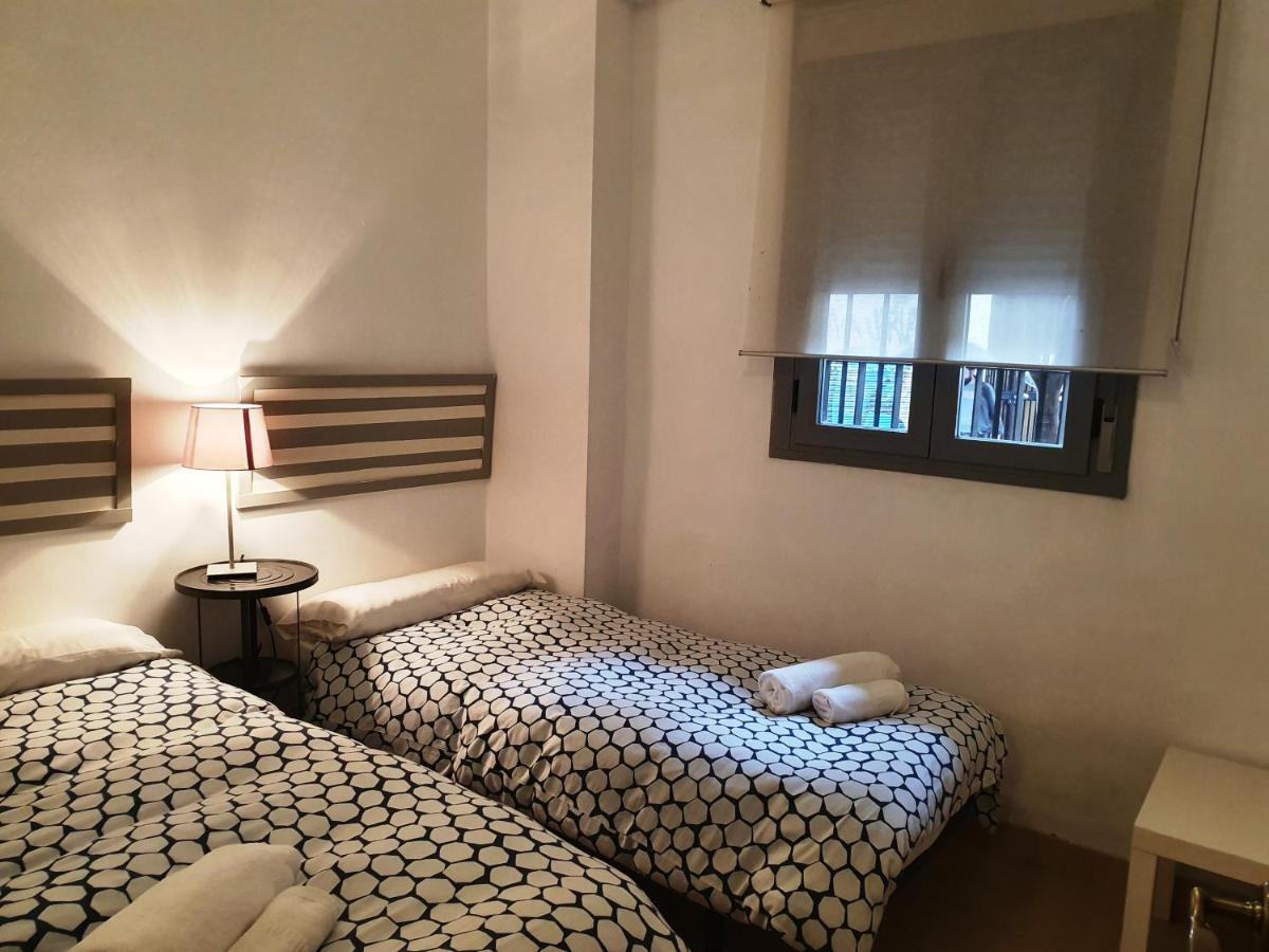 Apartamentos Turisticos La Encarnacion Sevilla Exterior foto